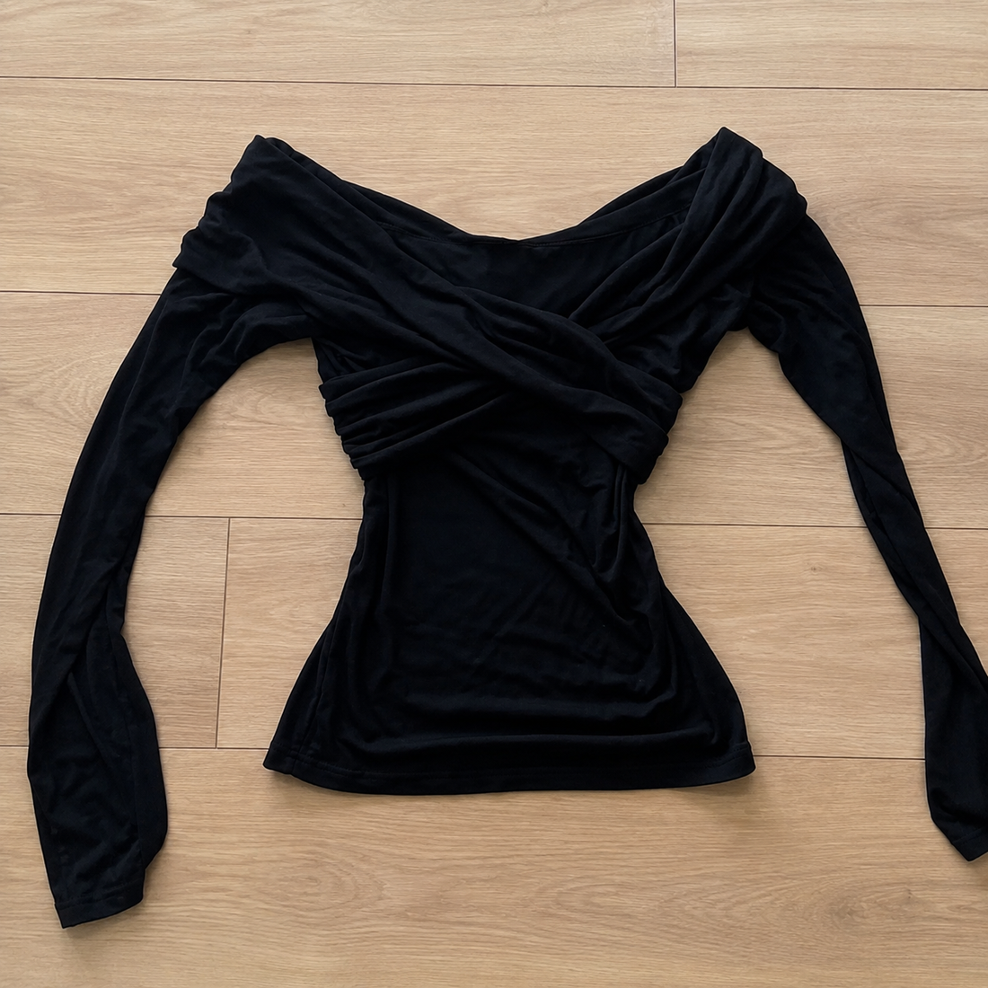 The Sade Twist – Black Tops - Planet Missy