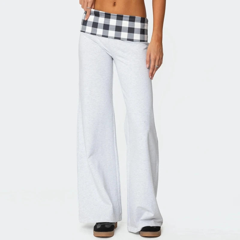 Pantalones de doble vuelta de cintura baja con parches