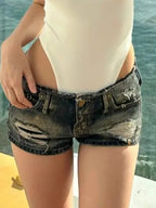 Low Rise Cambri Shorts