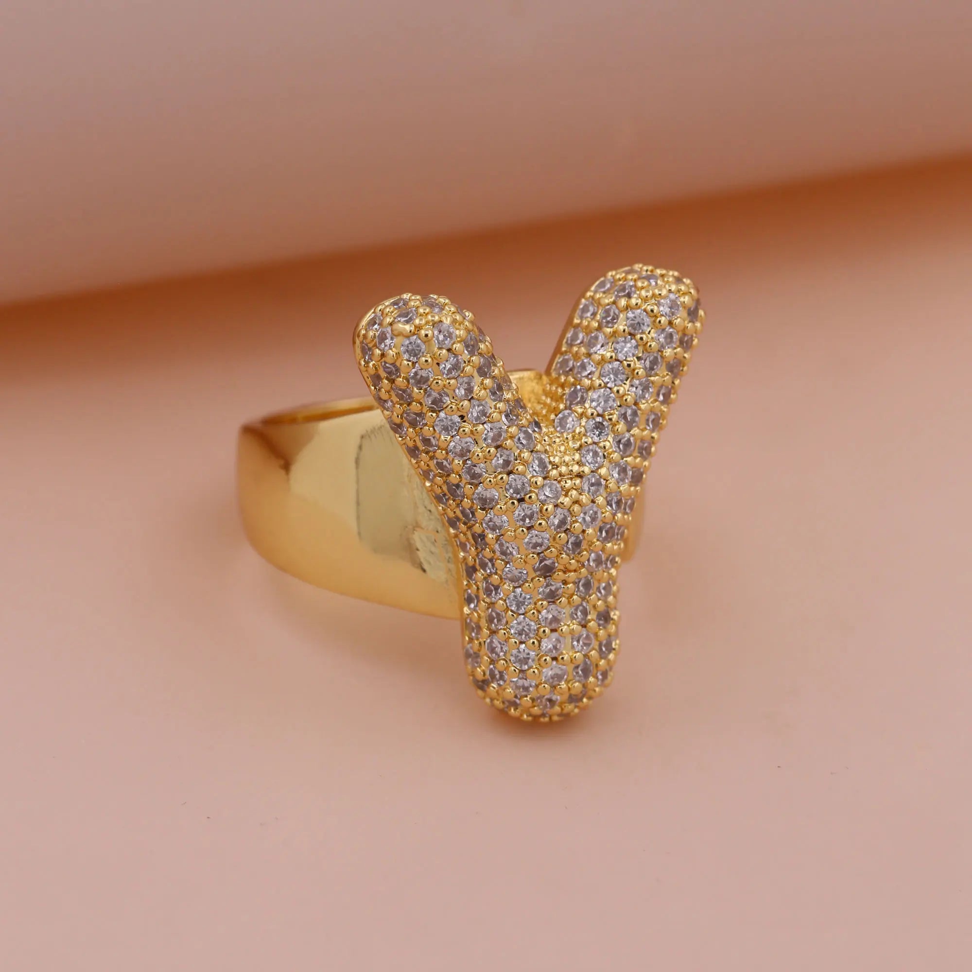 Anillos de letras gruesos