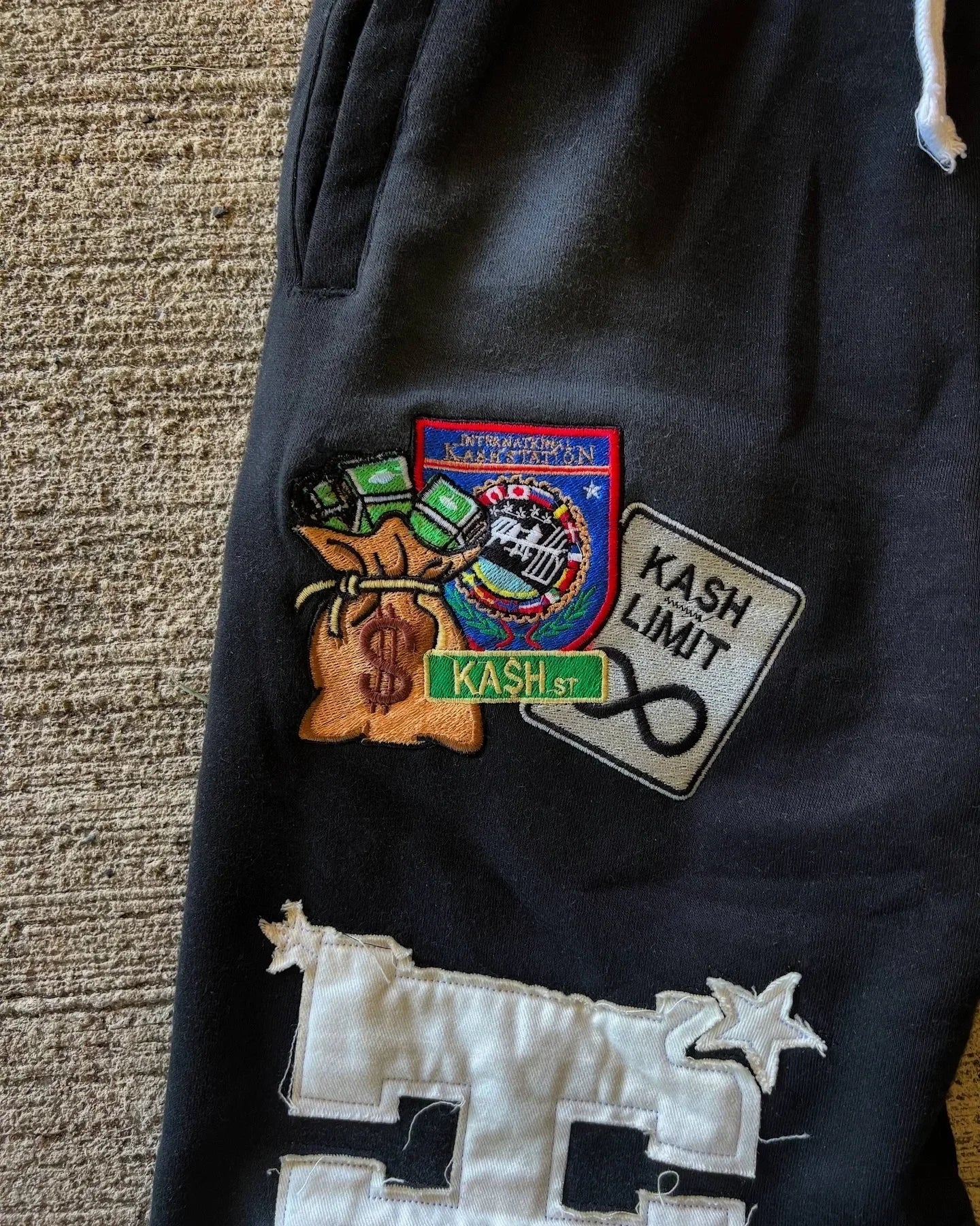 03 Relic Joggers