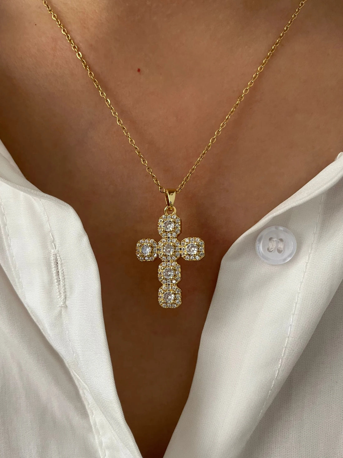 Perui Necklace