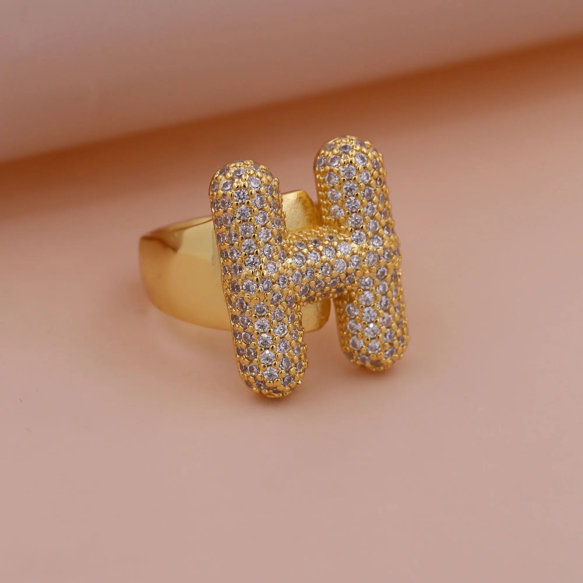 Anillos de letras gruesos