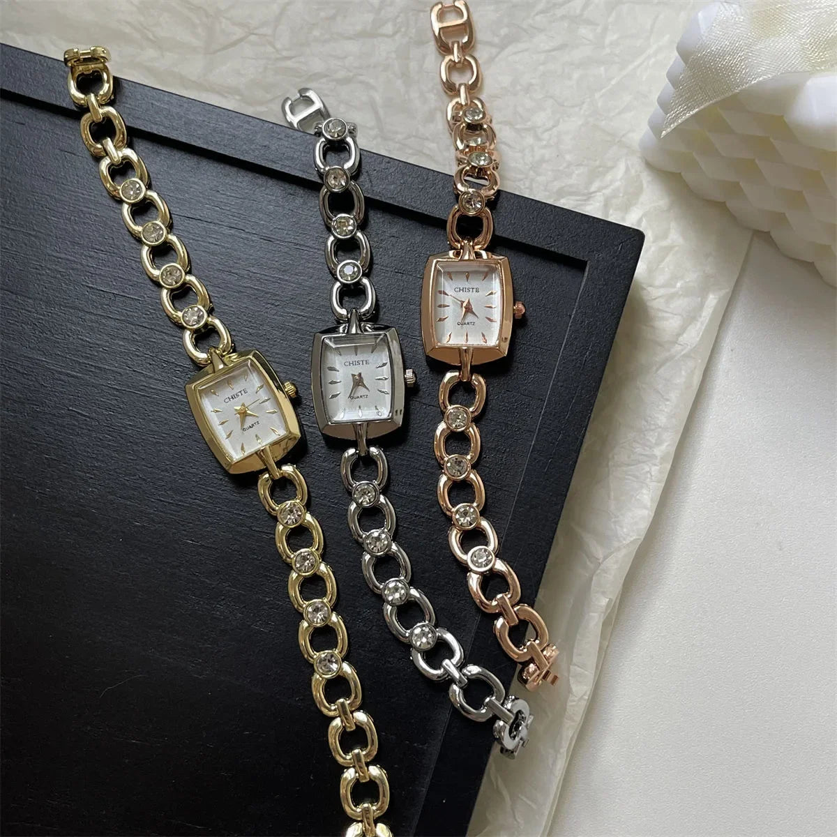 Quartz Diamond Wristwatch