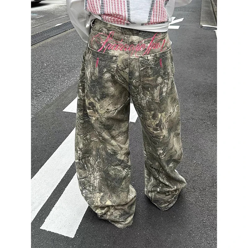 Low-Rise Camo Wide-Leg Jeans - Planet Missy