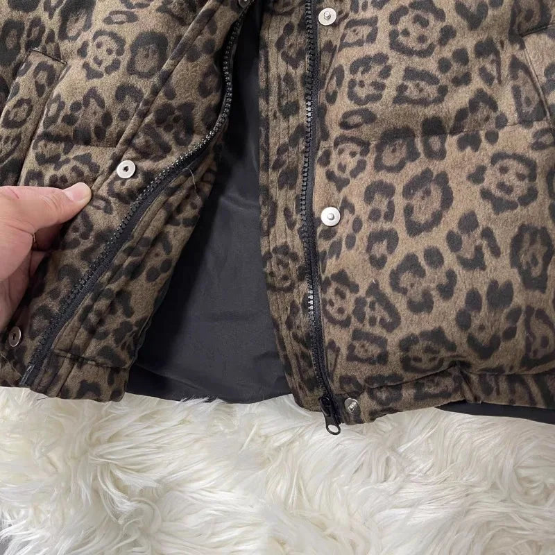 Abrigo de estampado de leopardo