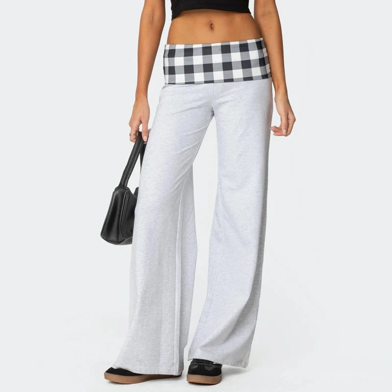 Pantalones de doble vuelta de cintura baja con parches