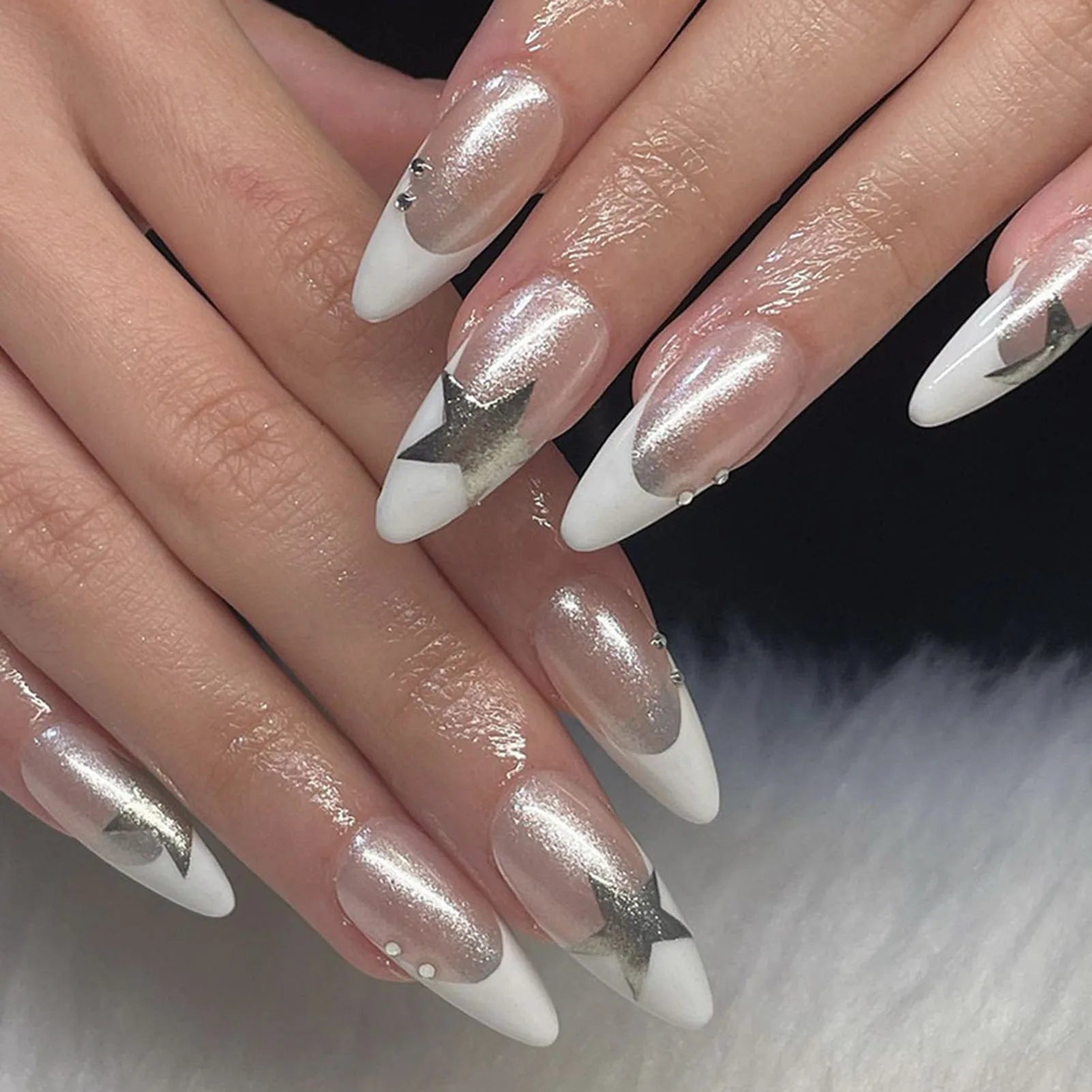 French Fake Nails Red Five-pointed Star False Nails Full Cover Press on Nail Tips y2k Nail Art Almond Artificial Nail Patches - Planet Missy