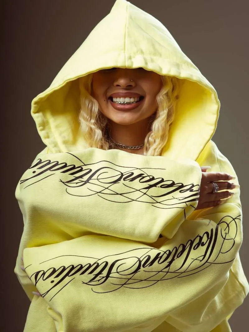 Studio Lounge Hoodie - Planet Missy