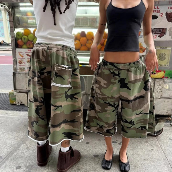 Y2K Casual Fashion Camo Shorts Camouflage Printing Pocket Burr Sweatshorts Hip Hop Harajuku Streetwear Men Women Wide Leg Pants - Planet Missy