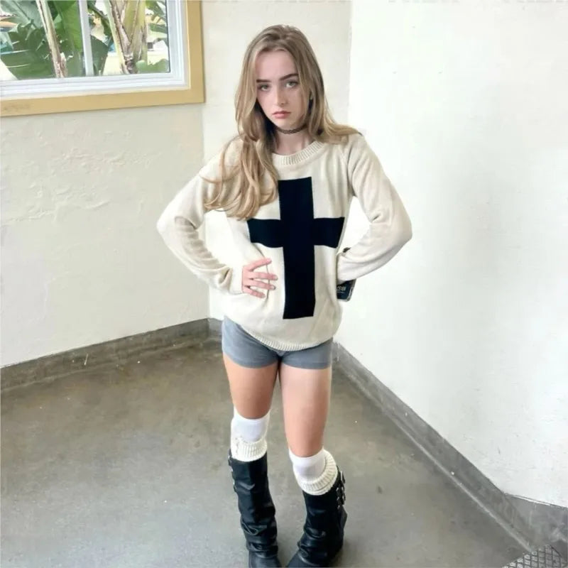 Retro Cross Tee - Planet Missy
