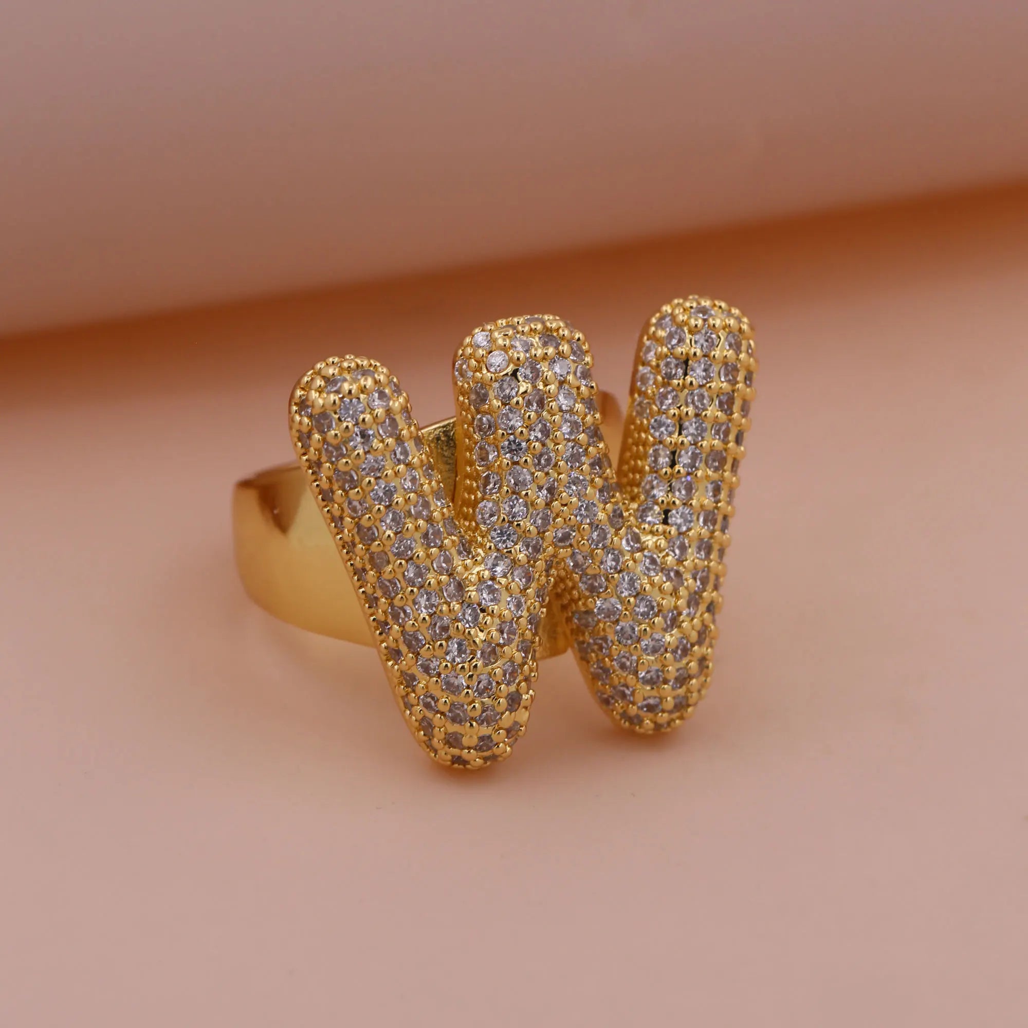 Anillos de letras gruesos