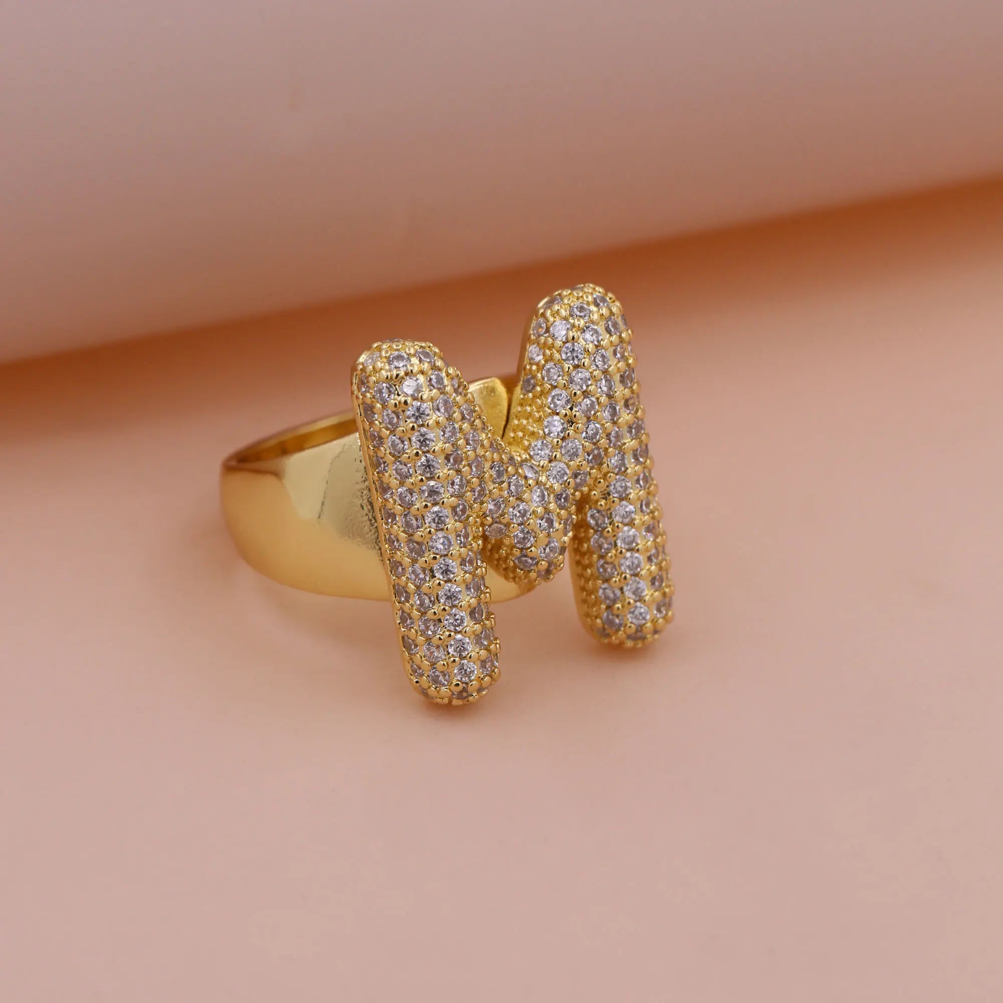 Anillos de letras gruesos
