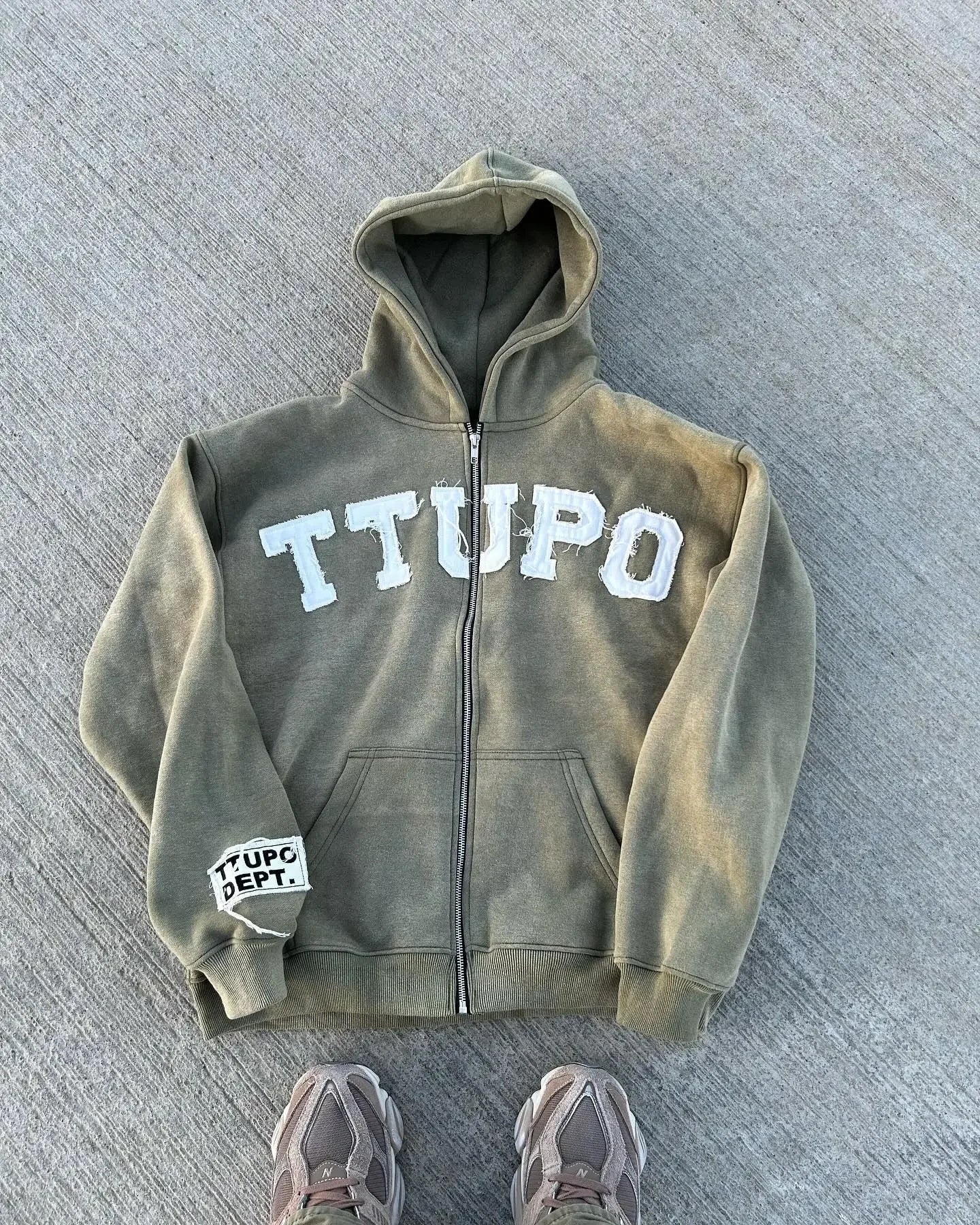85 Hoodie