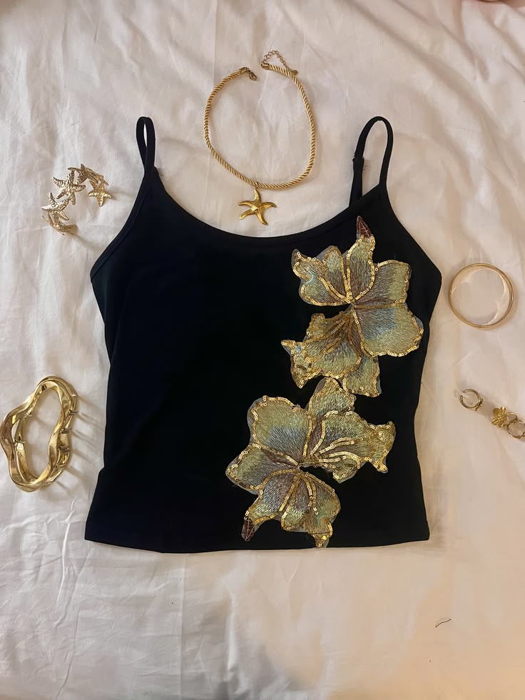 Gold Leaf Black Top - Planet Missy